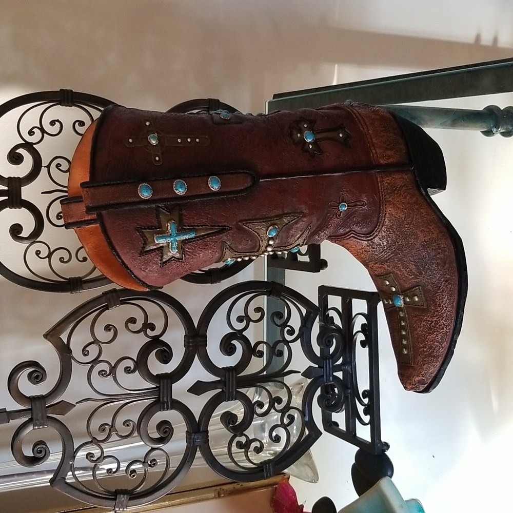 Cowboy boot decor
